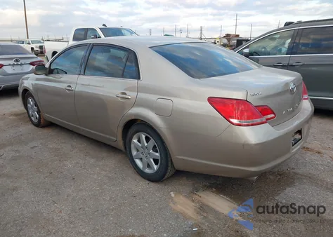 2007 Toyota Avalon Xl z USA, uszkodzony, nr VIN 4T1BK36B97U233967